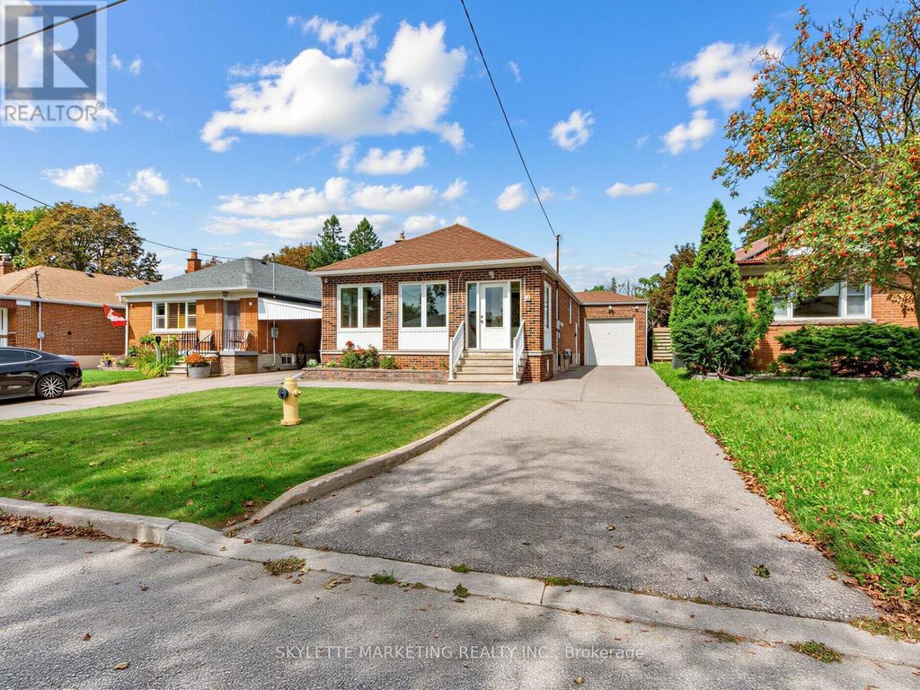 14 Bardwell Crescent, Toronto (wexford-Maryvale)