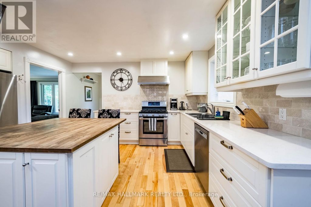 55 Larwood Boulevard, Toronto (cliffcrest)
