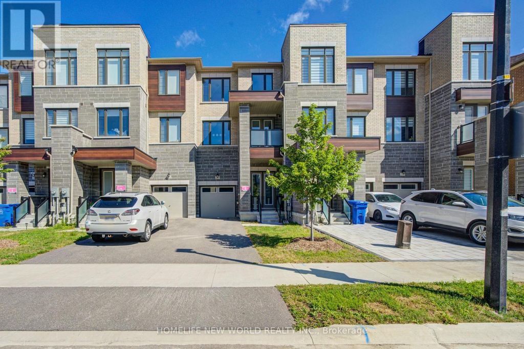 216 Vermont Avenue, Newmarket (summerhill Estates)