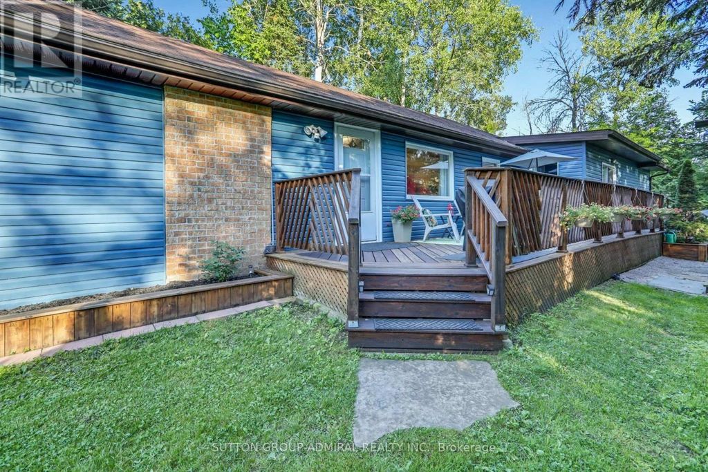 1087 Elm Street, Innisfil
