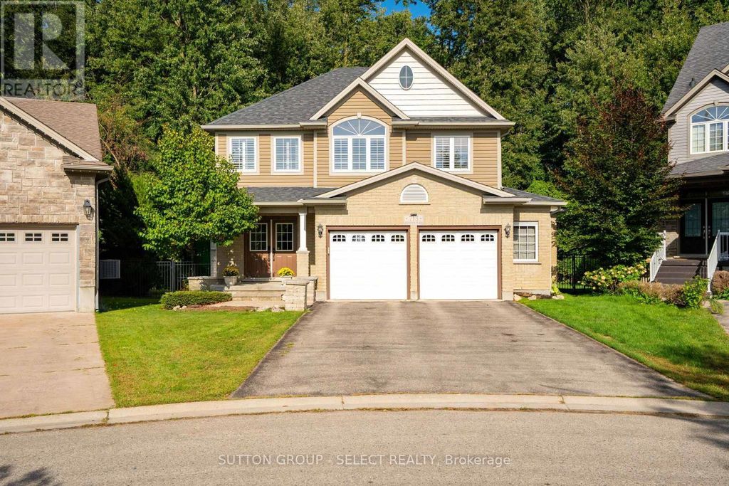 713 Silverfox Place, London North (north S)