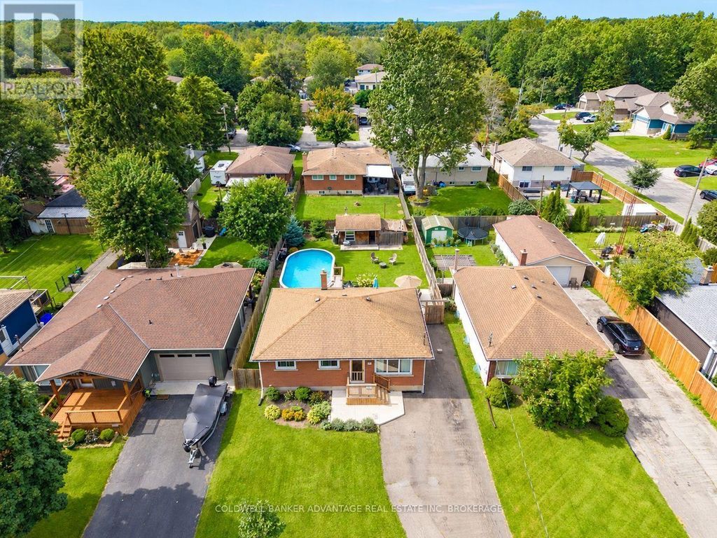 220 Cutress Avenue, Welland (broadway)
