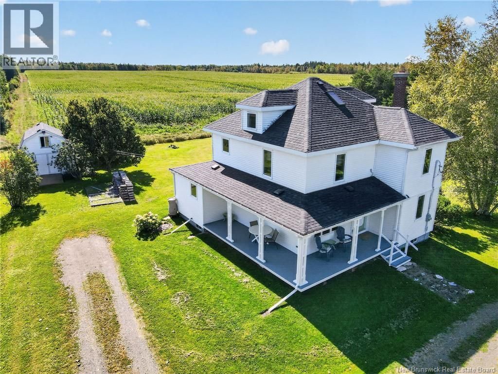 1055 Saint-joseph Road, Saint-Joseph-De-Kent