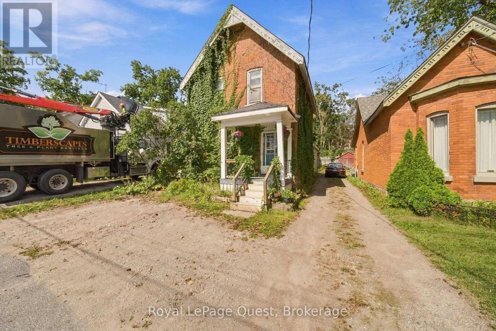 148 Coldwater Road W, Orillia