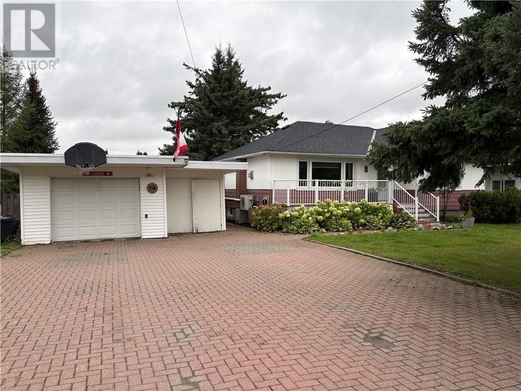 114 Hill, Wahnapitae