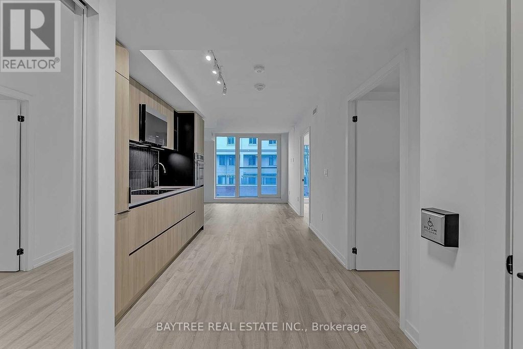 303 - 2 Augusta Avenue, Toronto (waterfront Communities)