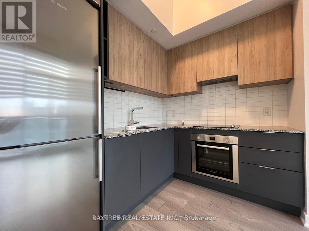 904 - 120 Parliament Street, Toronto (moss Park)