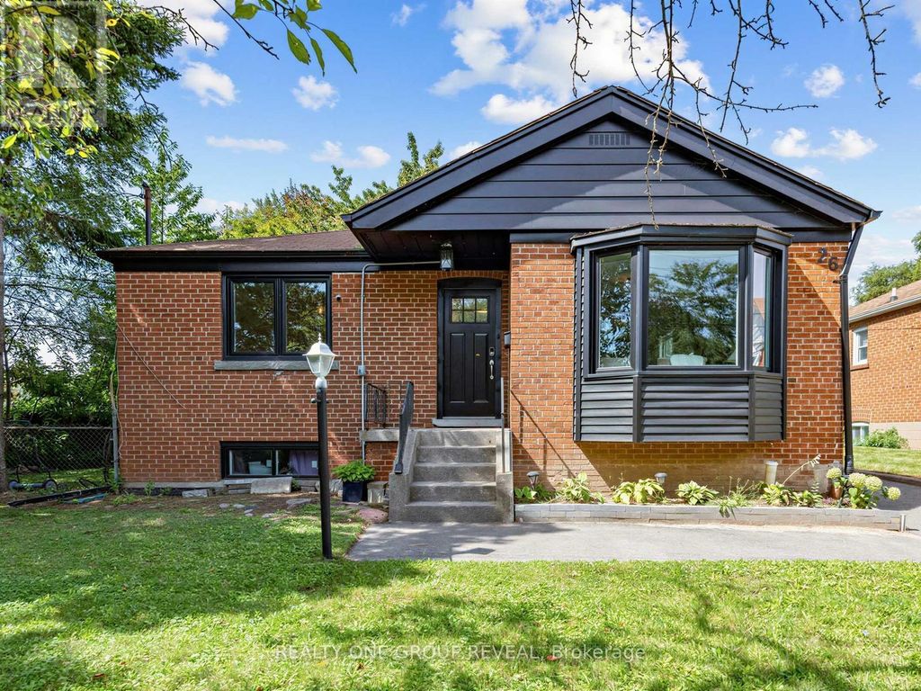 26 Glen Everest Road, Toronto (birchcliffe-Cliffside)