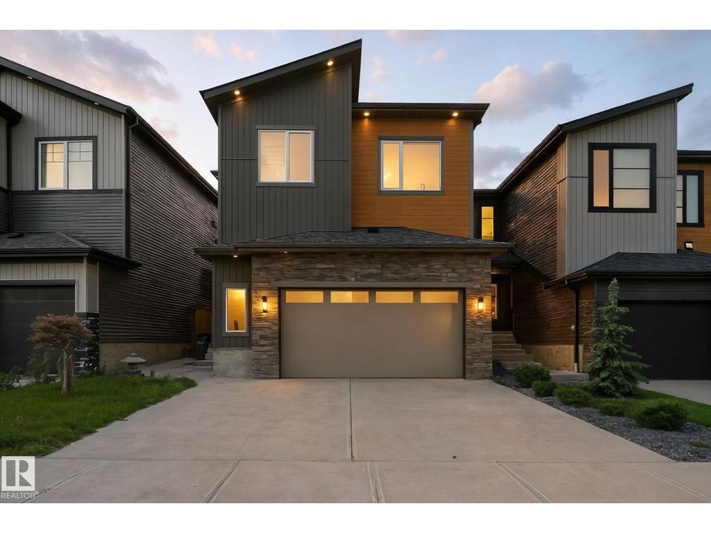 1048 Goldfinch Wy Nw, Edmonton