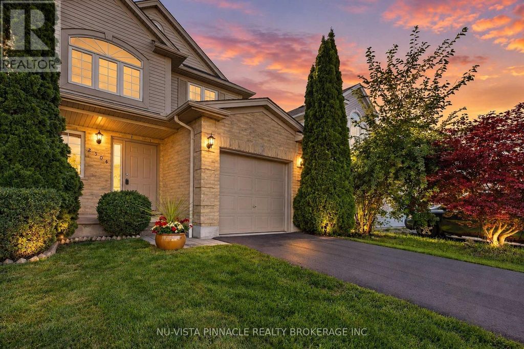 2504 Meadowgate Boulevard, London South (south U)