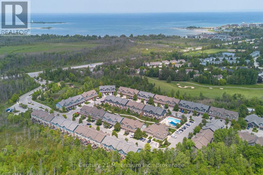 37 - 37 Silver Glen Boulevard, Collingwood