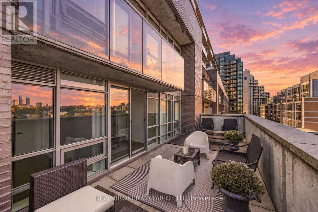 736 - 68 Abell Street, Toronto (little Portugal)