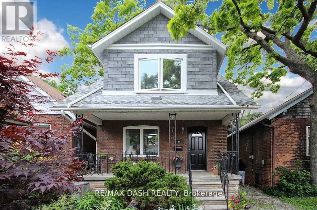 74 Oak Park Avenue, Toronto (woodbine-Lumsden)