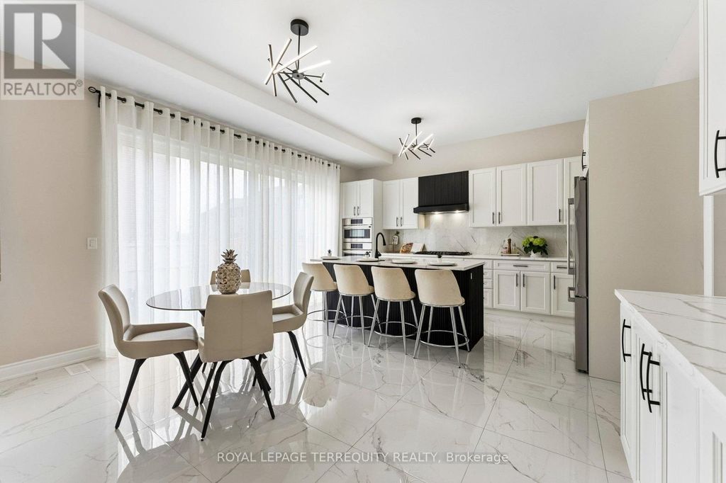 7 Ballanview Court, Whitchurch-Stouffville (ballantrae)