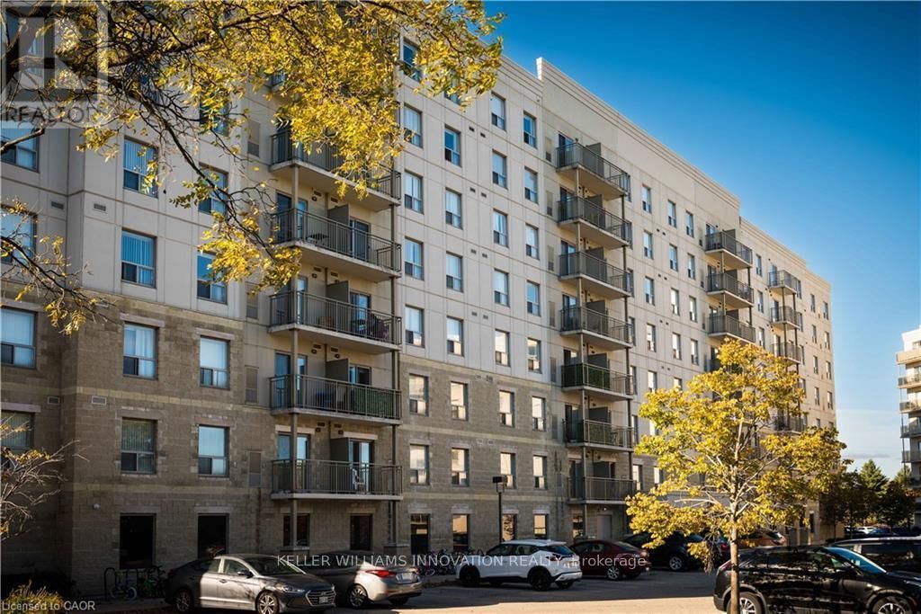 418 - 239 Auburn Drive, Waterloo