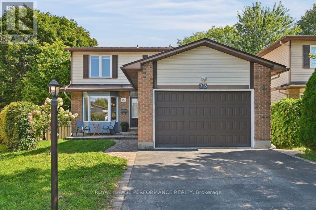 23 Liston Crescent, Ottawa