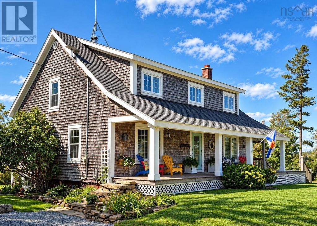 13767 Highway 6, Wallace