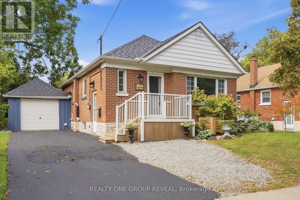 890 Grierson Street, Oshawa (centennial)