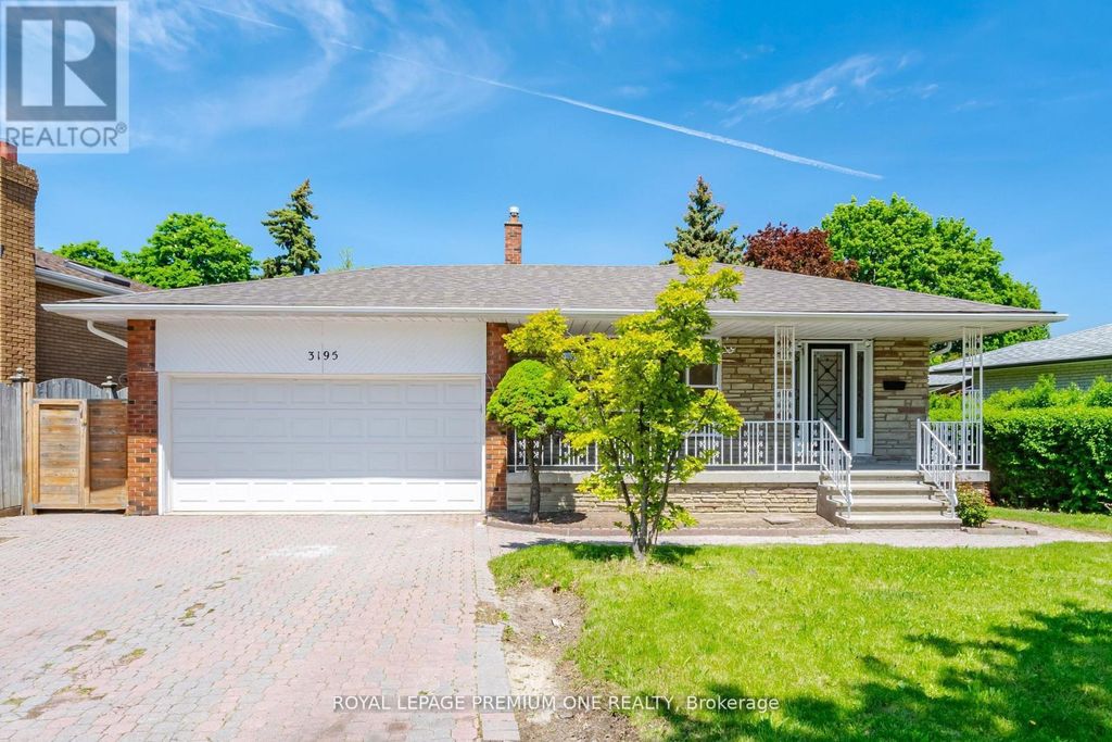 3195 Golden Orchard Drive, Mississauga (applewood)