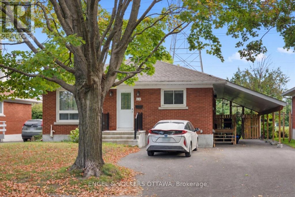 B - 616 Browning Avenue, Ottawa
