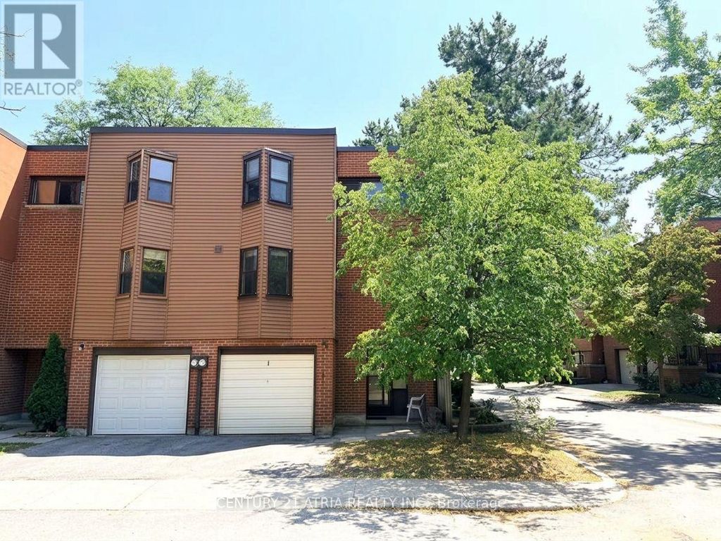 1 Grass Meadoway, Toronto (hillcrest Village)