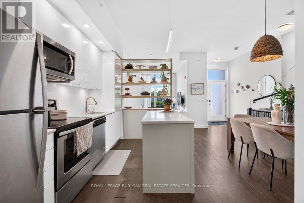 B209 - 5240 Dundas Street, Burlington (orchard)