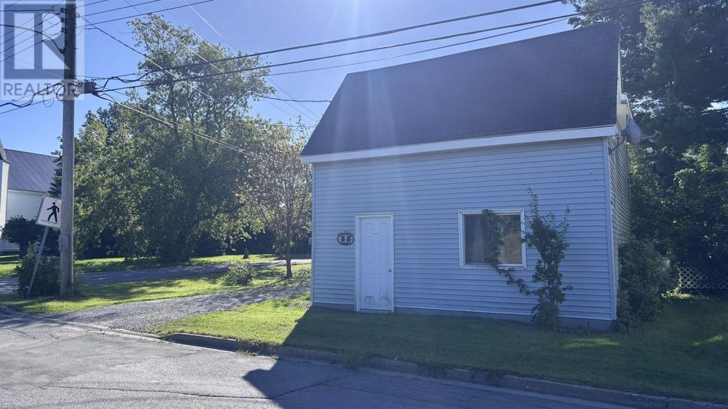 2033 Church Street, Westville