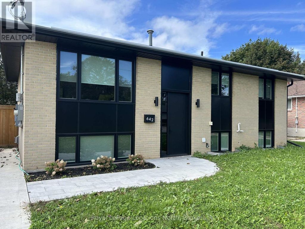 642 Oak Street, Collingwood