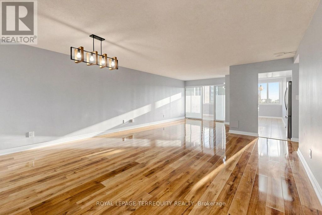 705 - 80 Alton Towers Circle, Toronto (milliken)