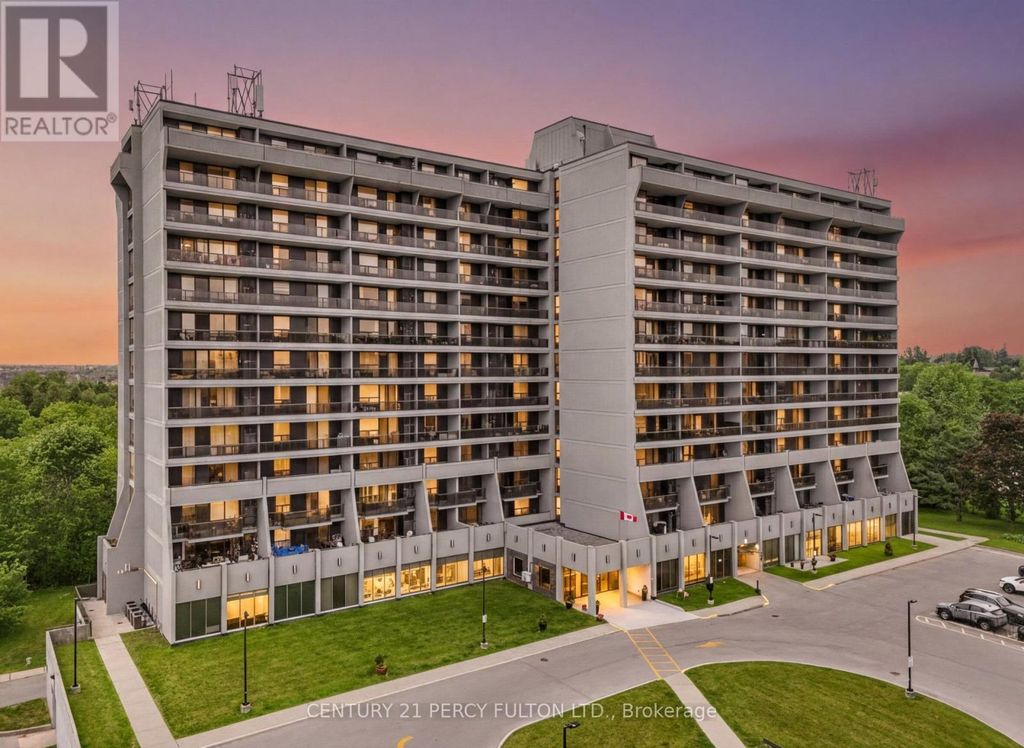 511 - 92 Church Street S, Ajax (central West)