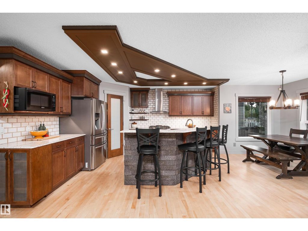 633 Foxtail Ln, Sherwood Park