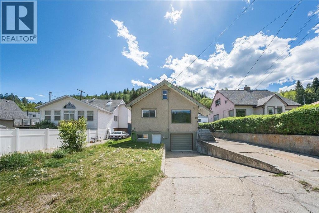 128 Haig Street, Warfield