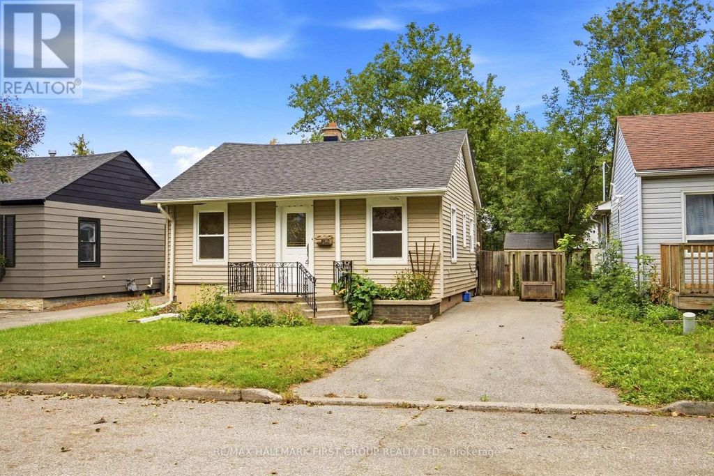 24 George Street, Ajax (central)