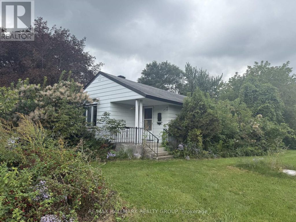 16 Donegal Road, Ottawa