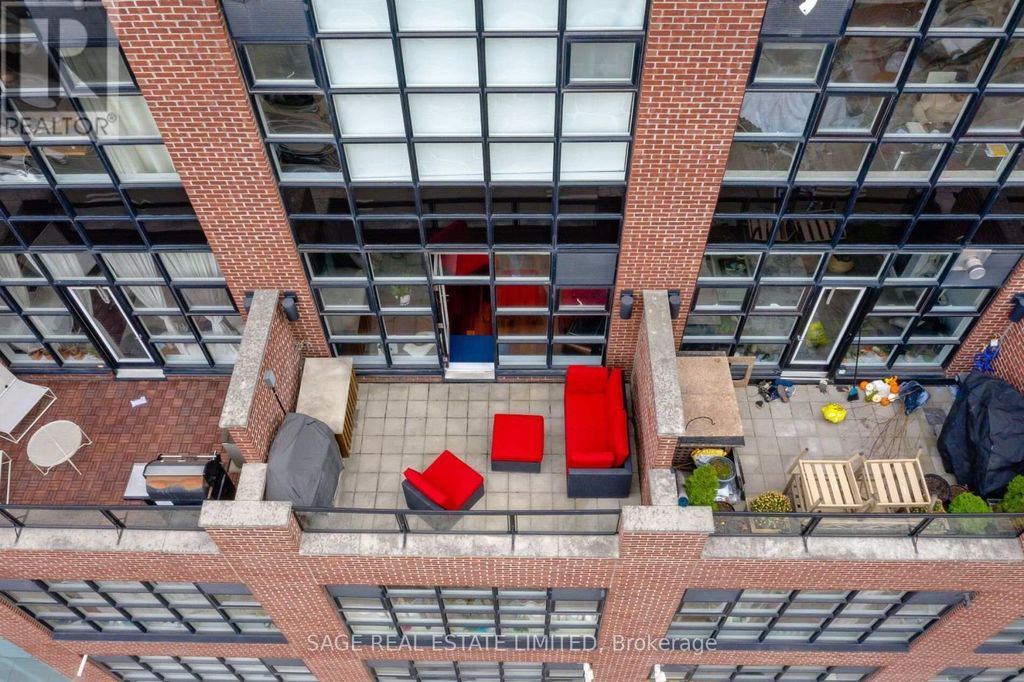 402 - 261 King Street E, Toronto (moss Park)