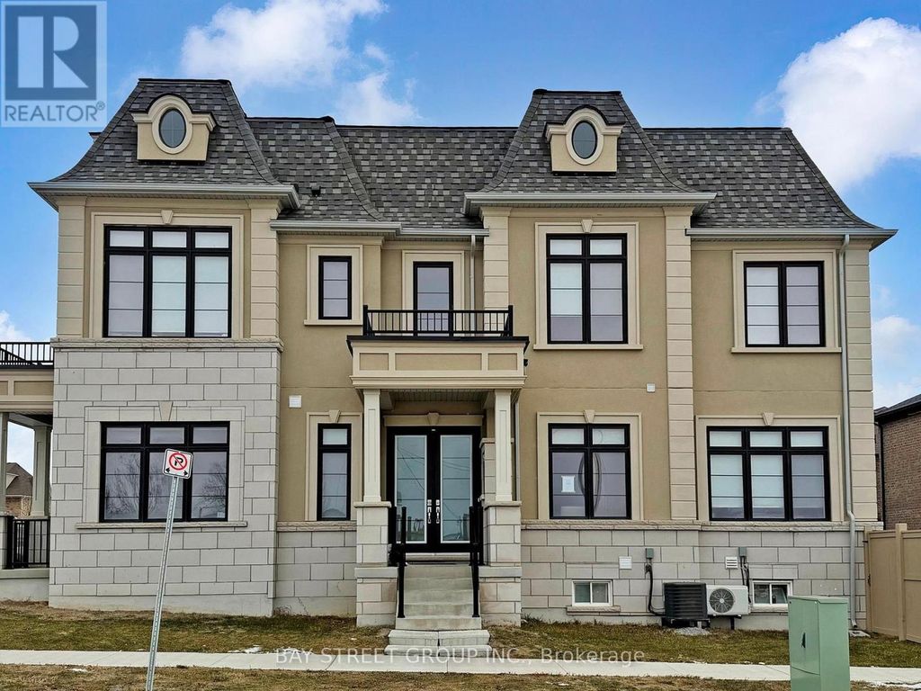 88 Harvey Bunker Crescent, Markham (angus Glen)
