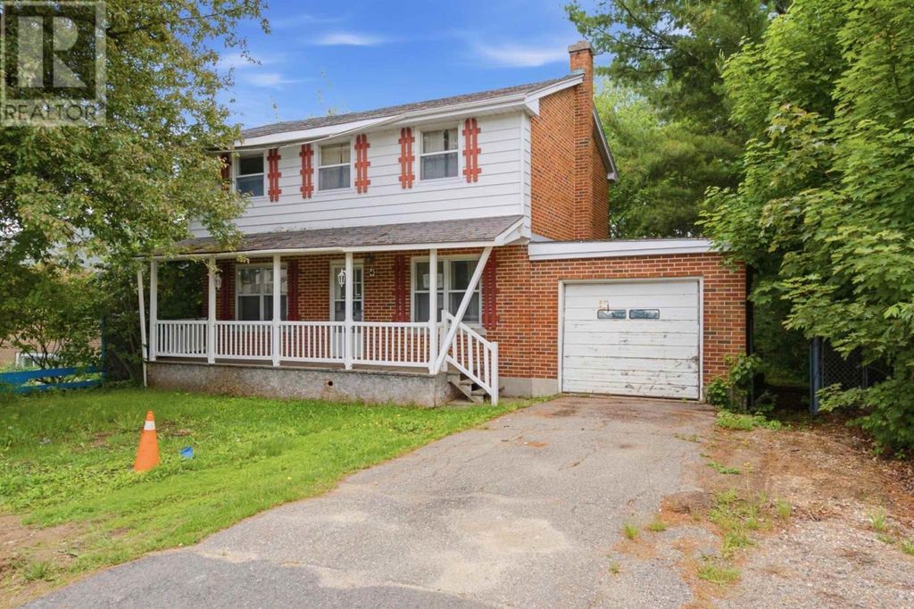 4 Macfarlane Rd, Elliot Lake
