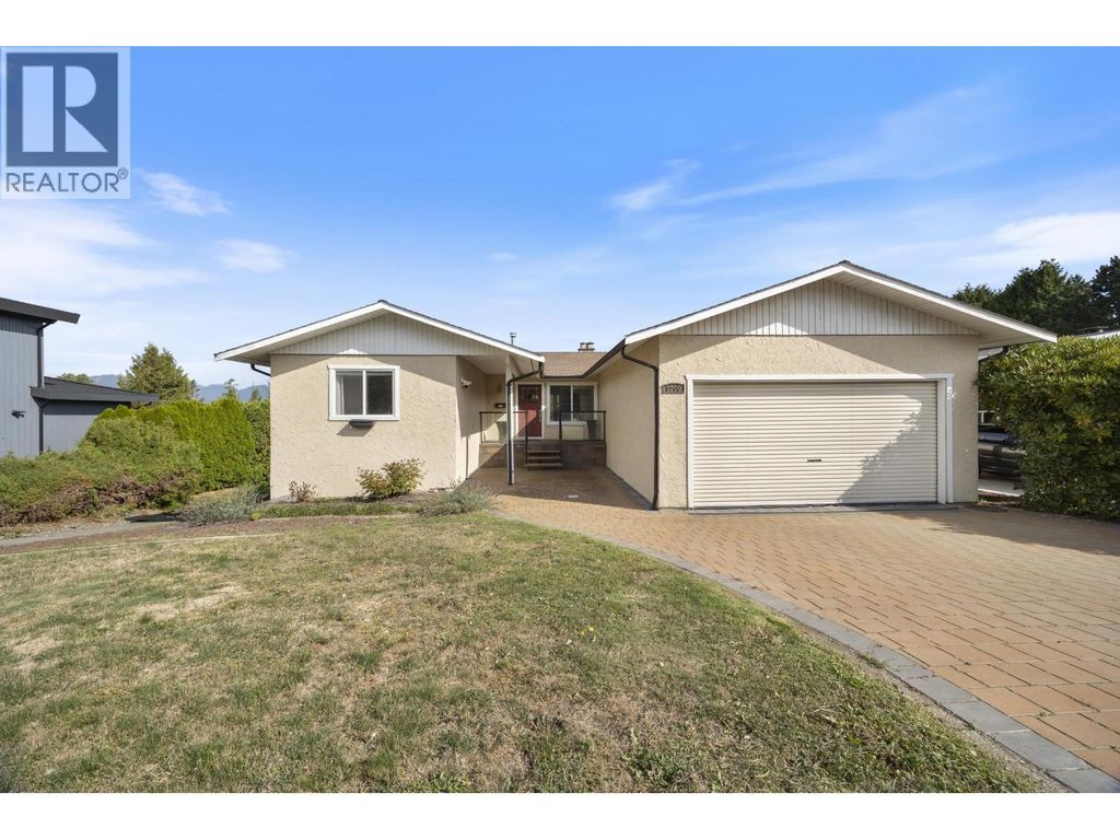 8200 Burnfield Crescent, Burnaby