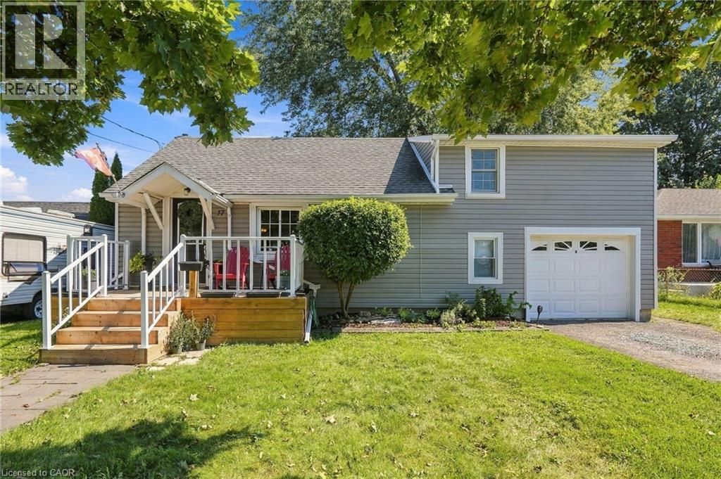 17 Foxglove Avenue, St. Catharines