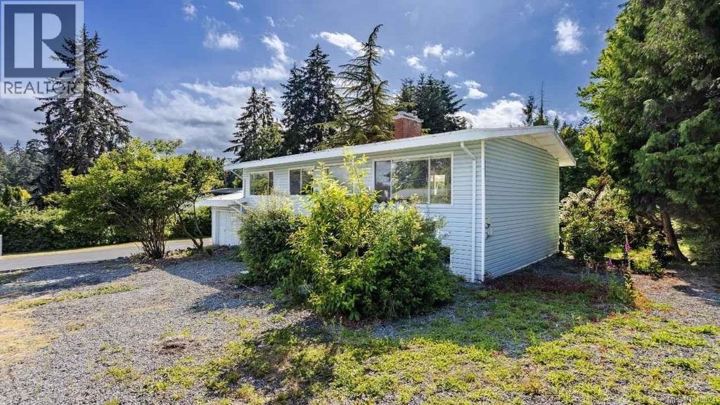 489 Lenhart Ave, Nanaimo