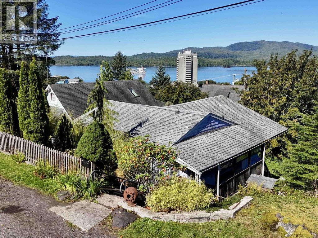 840-842 W 6th Avenue, Prince Rupert