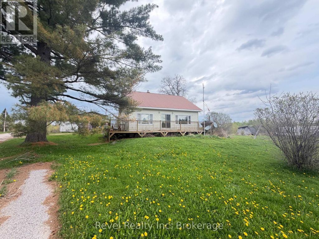 8 Trailaine Road, Parry Sound Remote Area (arnstein)