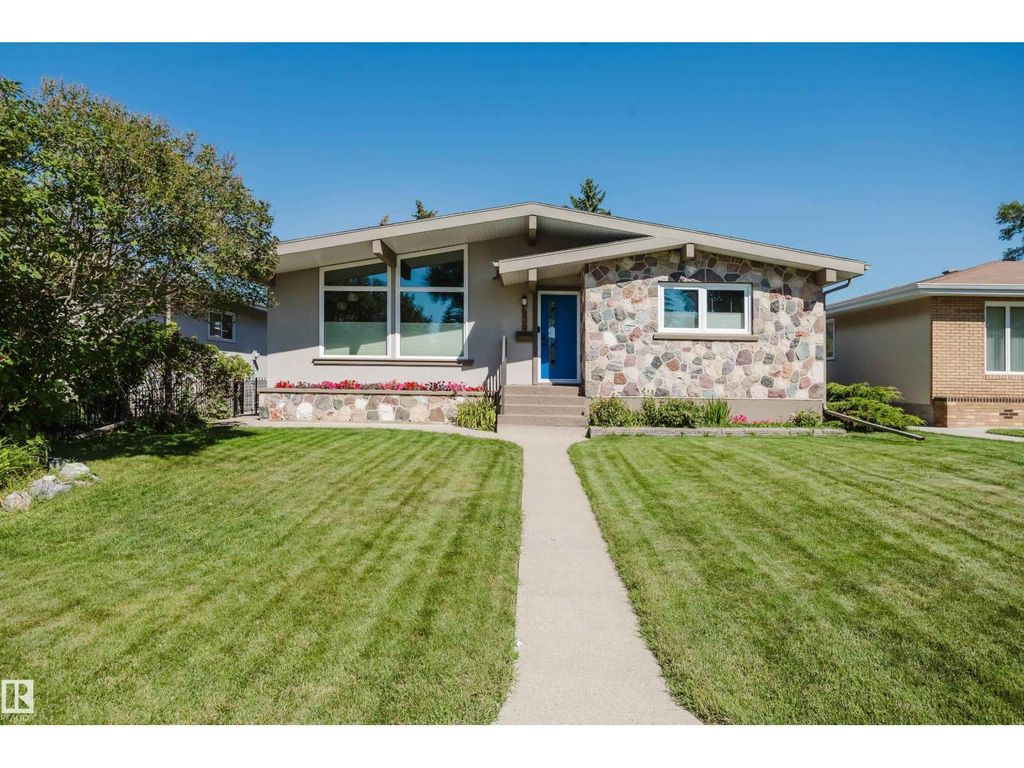 10924 35a Av Nw, Edmonton