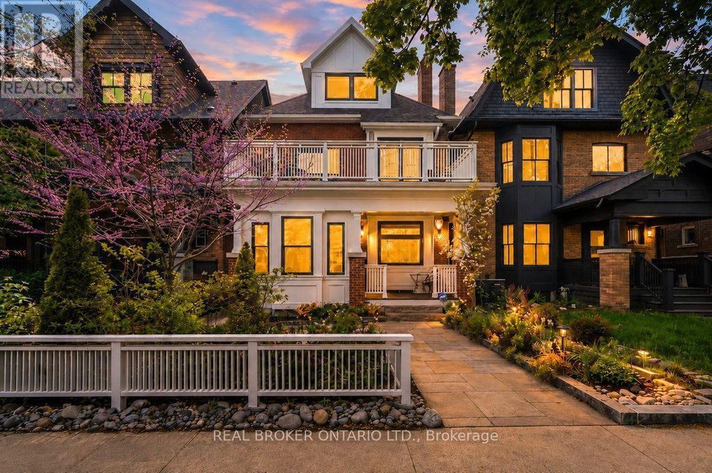 20 Brookmount Road, Toronto (the Beaches)