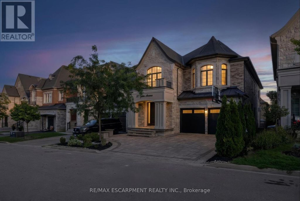 17 Yates Avenue, Vaughan (patterson)