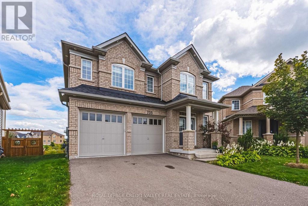 733 Gilmour Crescent W, Shelburne