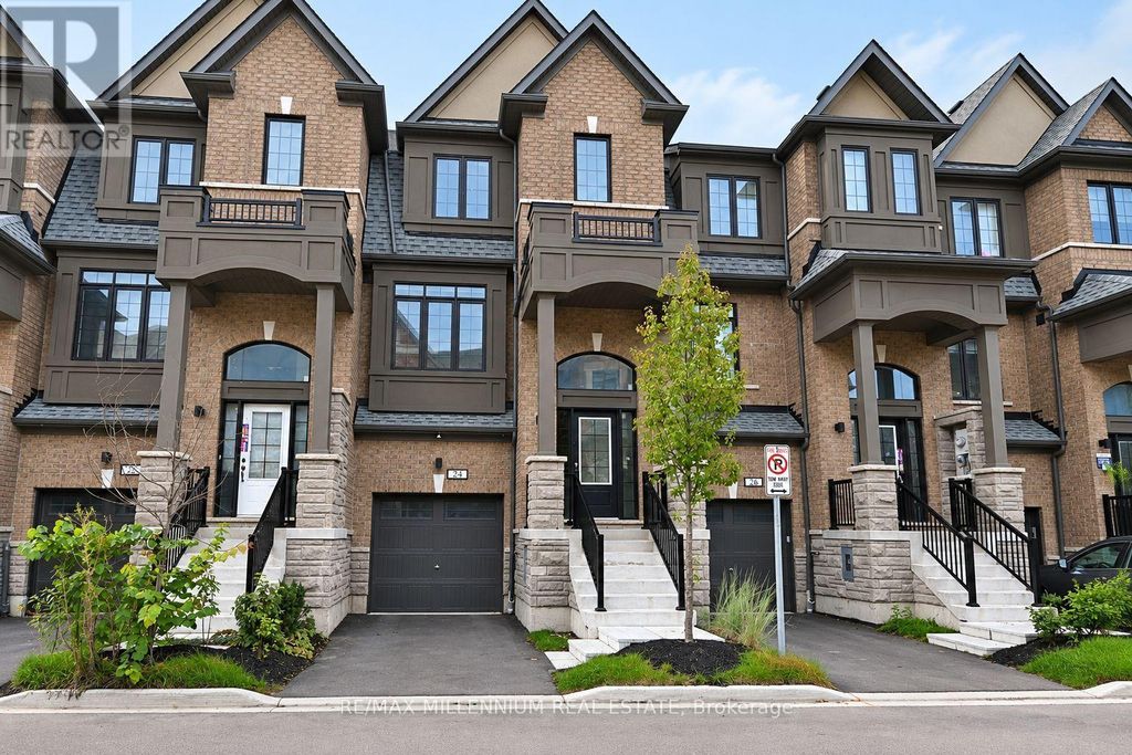 24 Calloway Way, Whitby (downtown Whitby)