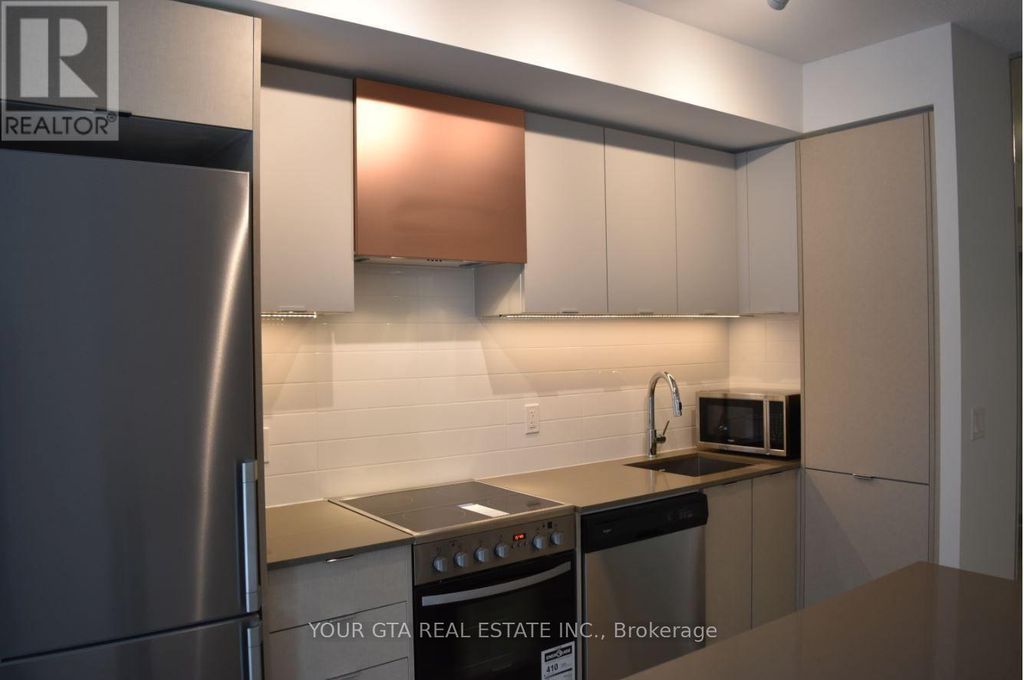 446 - 26 Gibbs Road, Toronto (islington-City Centre West)