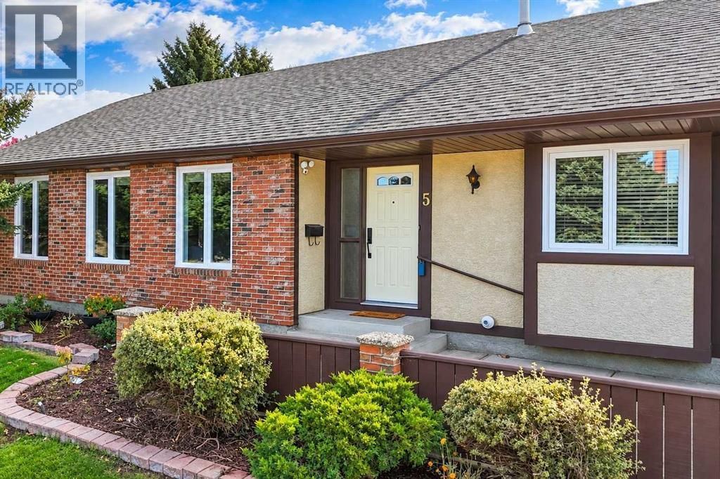 5 Ross View Bay Se, Medicine Hat