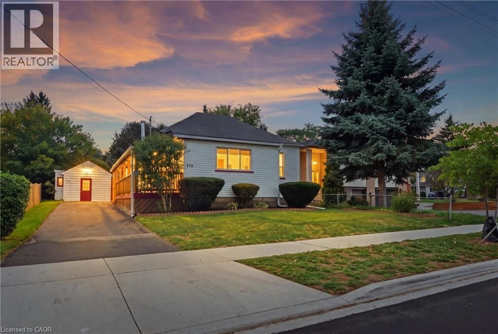 423 Lawrence Avenue, Kitchener
